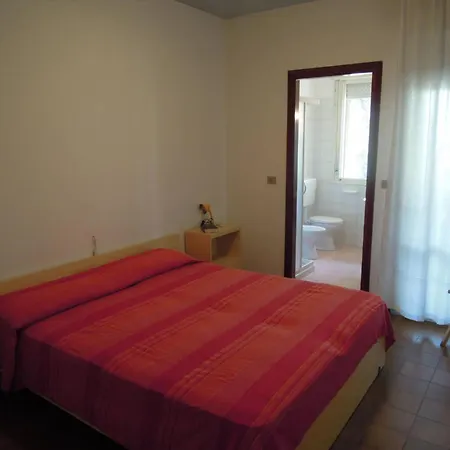 Apartman Bright Garden Near The Sea *