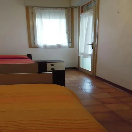 아파트 Bright Garden Near The Sea 비비오네