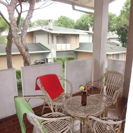 Flat With Tennis Courts And Swimming Pools Lejlighed